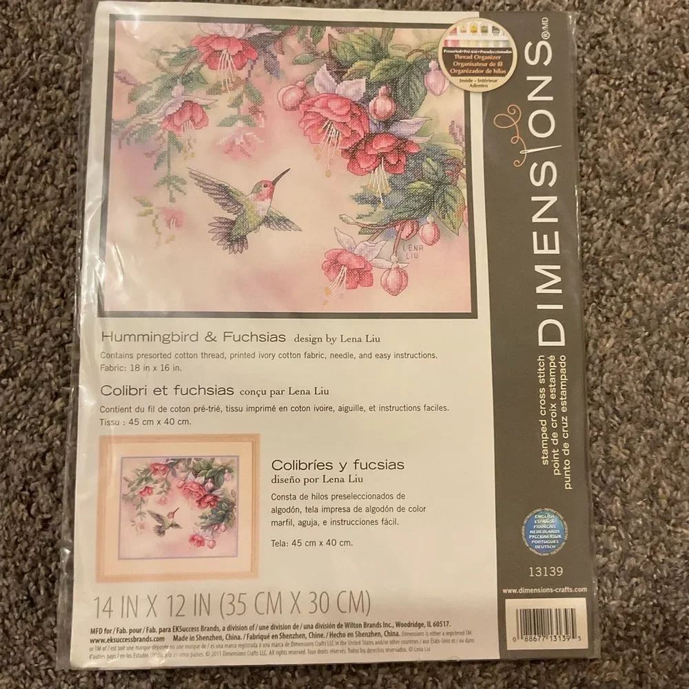 Hummingbird & Fuchsias Wall Art Kit - Pink & Green